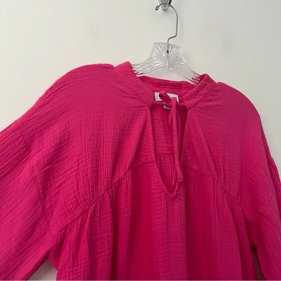 Evereve Eleanor Peasant Slubbed Cotton Gauze Smocked V Neck Blouse Pink Medium - Picture 2 of 9